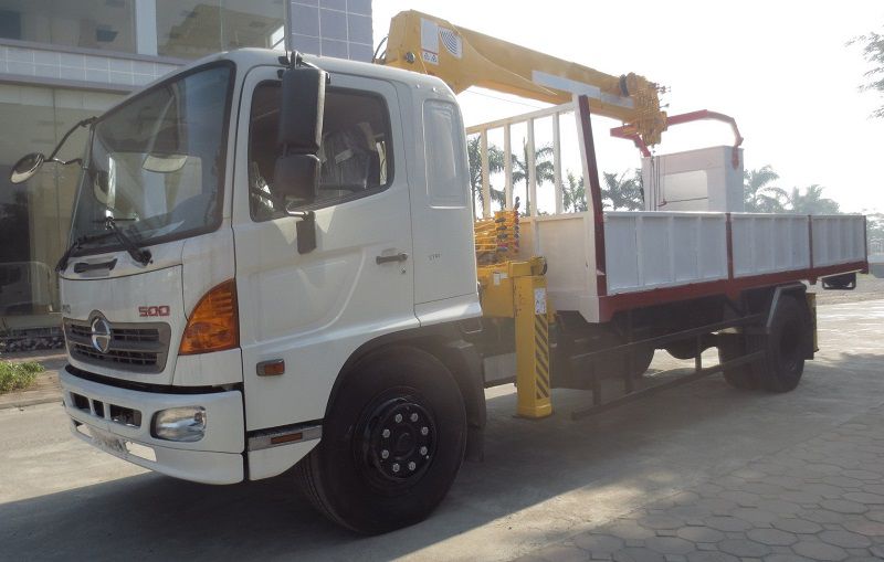 Xe tải Hino FG8 JPSB gắn cẩu Soosan SCS506 5 tấn