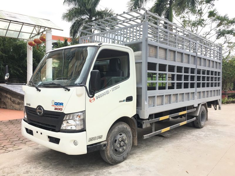 Xe chở gia súc Hino XZU730L