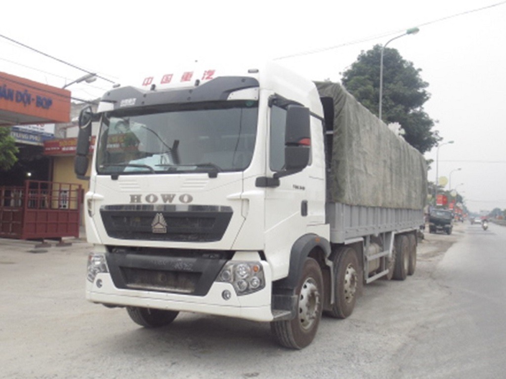 Xe tải thùng khung mui Howo 375